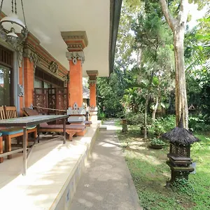 Guest house Rahayu House